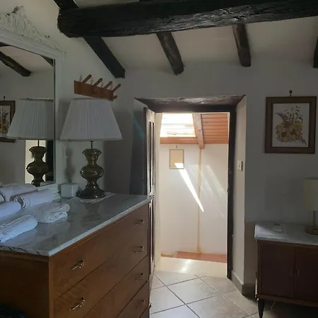 Il Carpino - Dimora Antica Con Parcheggio Holiday home